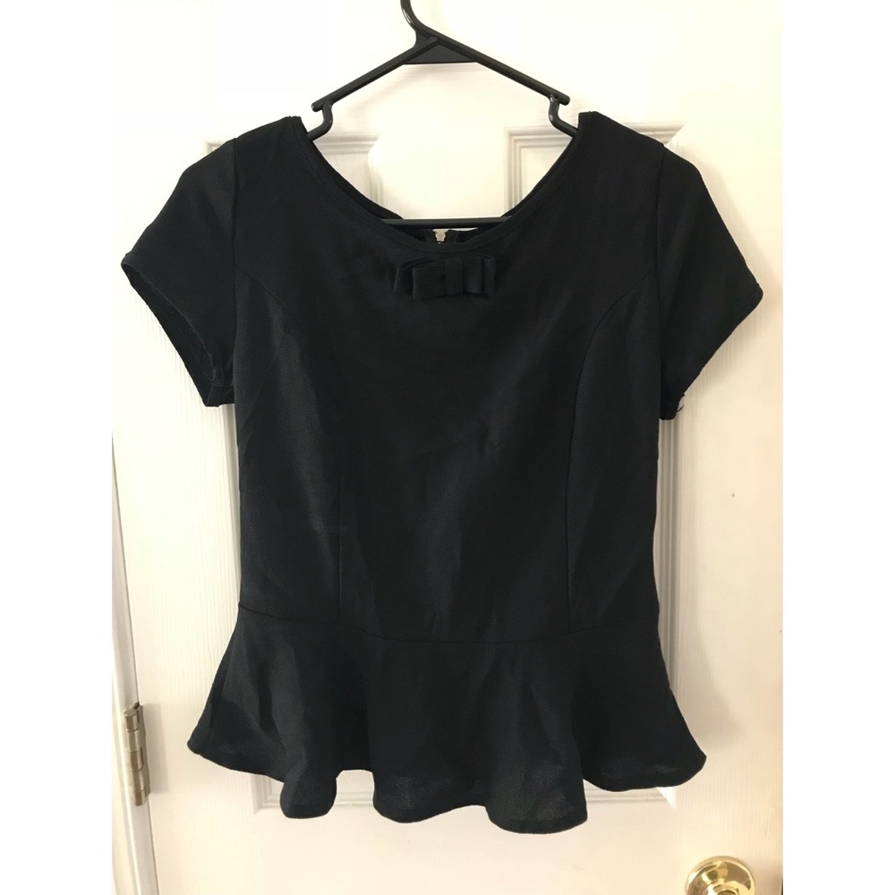 Short Sleeve Black Peplum Top with Bow size L